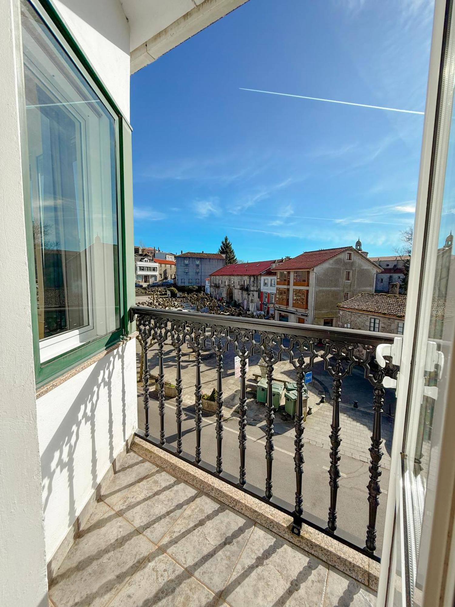 Apartamento Piso Lecer 2 Porta Exterior foto